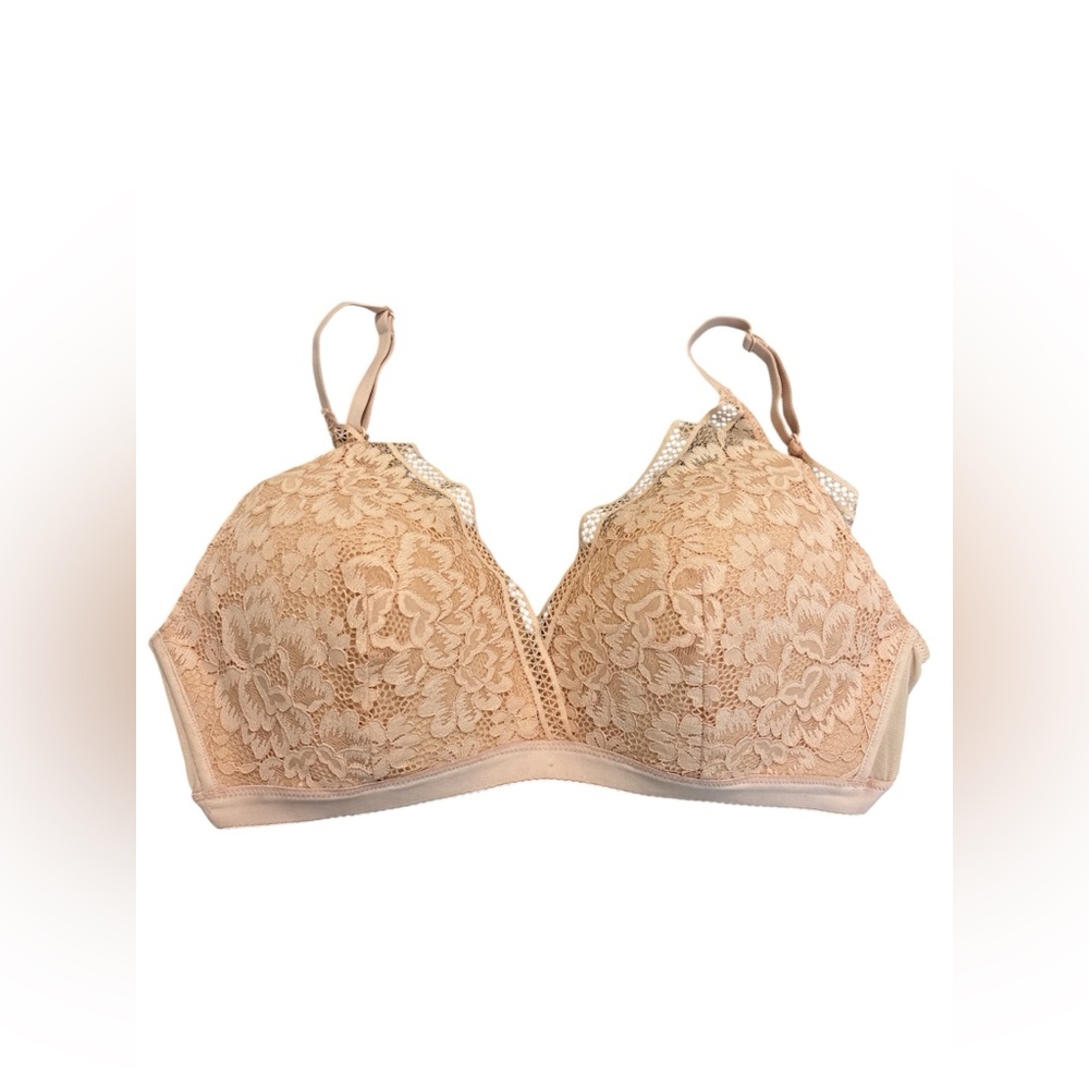 Elegant Lace Bra in Cream